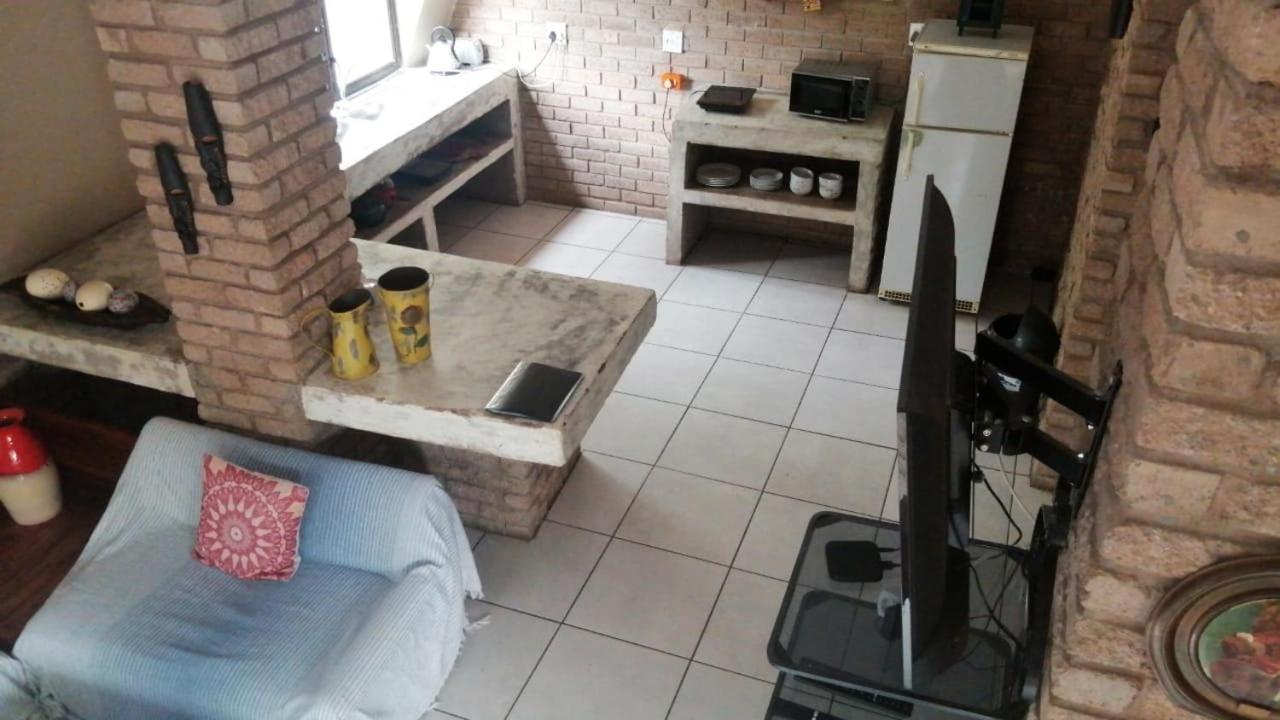 Tsumeb Backpackers&Safari Vandrarhem Exteriör bild