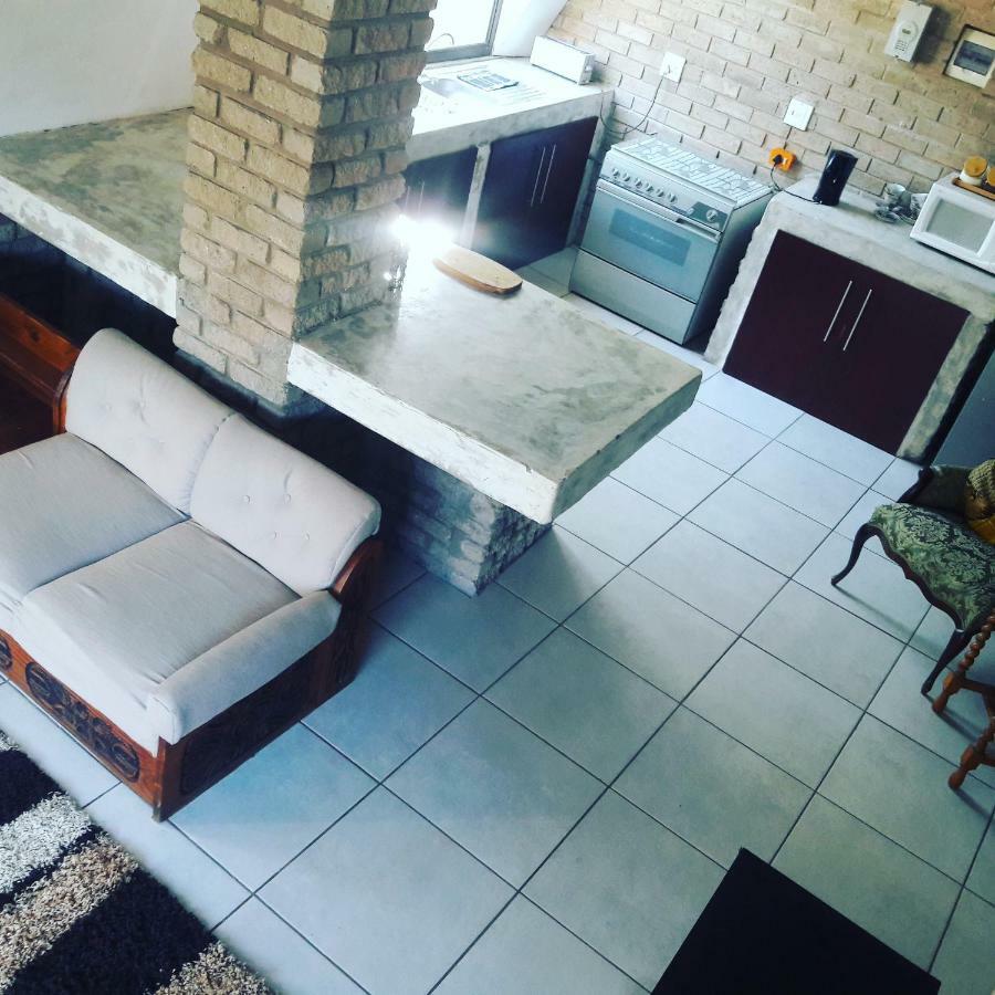 Tsumeb Backpackers&Safari Vandrarhem Exteriör bild
