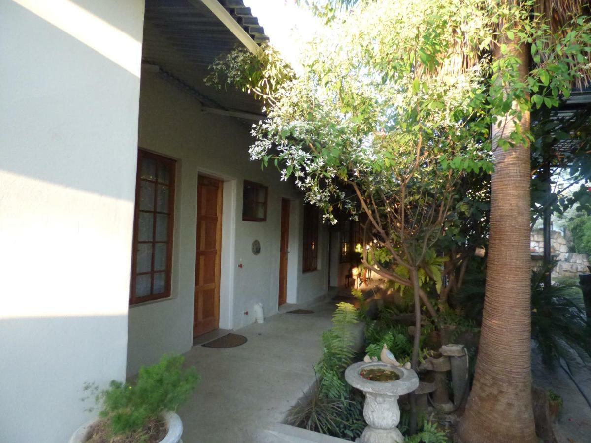 Tsumeb Backpackers&Safari Vandrarhem Exteriör bild